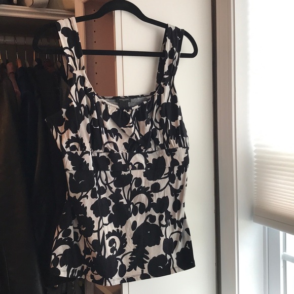 Ann Taylor Tops - Ann Taylor Black & White Cami Ann Taylor Tops - Ann Taylor Black & White Cami